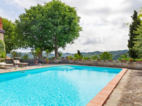 Отель Heritage Holiday Home in Emilia-Romagna with Pool  Тредоцио